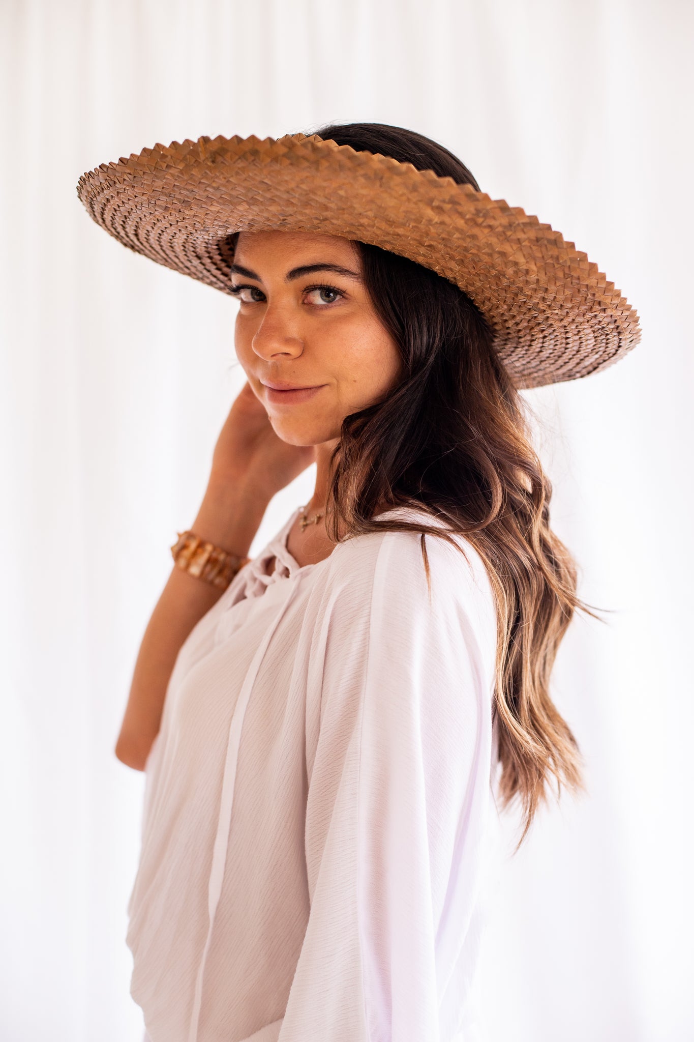 Pāpale Lā Hawaiian Woven Straw Sun Hat Wide Brim Beach Resort One Size NWOT Wide Brim Crownless Pāpale //  main image 2